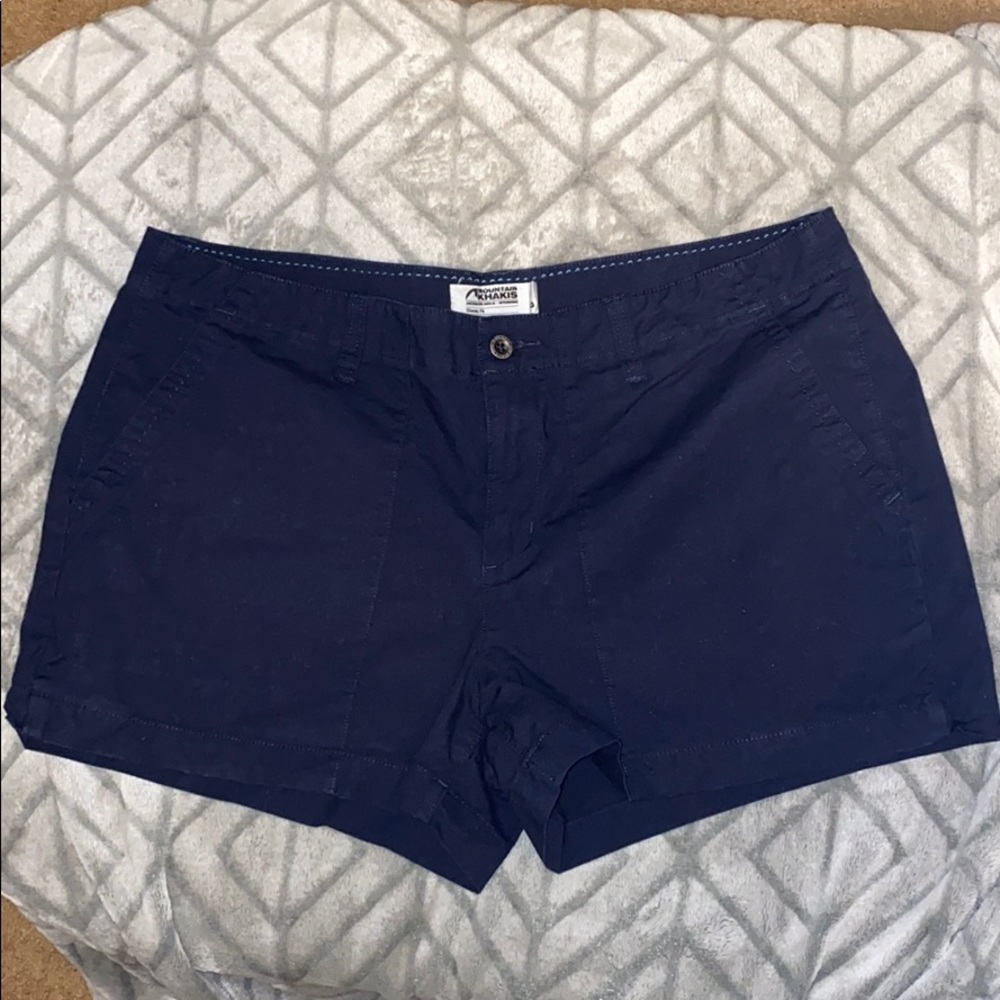 Mountain Khaki Navy women’s Sandbar Shorts size 12